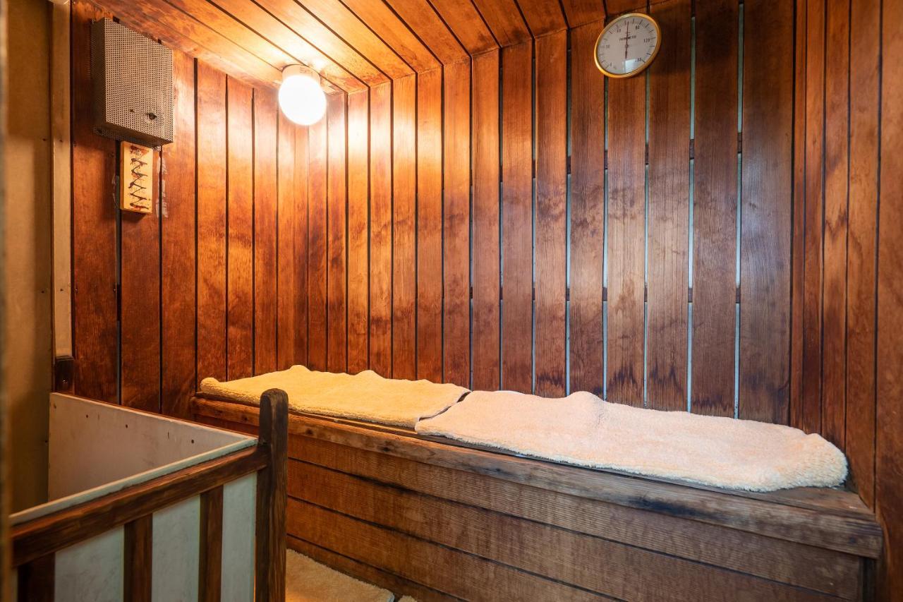 OYO Hotel TETORA Akabane Tokyo Bagian luar foto